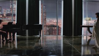 36. Пятьдесят оттенков серого (2015)