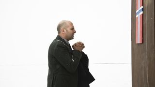 2. К черту на рога (2016)