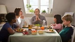 22. К черту на рога (2016)