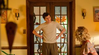 100. Светская жизнь (2016)