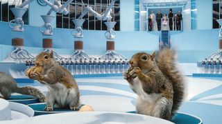 16. Чарли и шоколадная фабрика (2005)