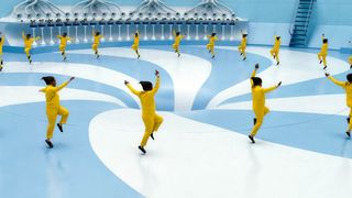 17. Чарли и шоколадная фабрика (2005)