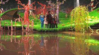 29. Чарли и шоколадная фабрика (2005)