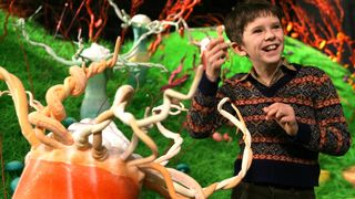 3. Чарли и шоколадная фабрика (2005)