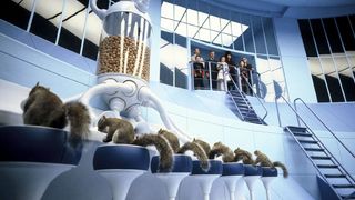 32. Чарли и шоколадная фабрика (2005)