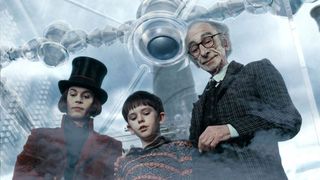 38. Чарли и шоколадная фабрика (2005)