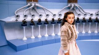 47. Чарли и шоколадная фабрика (2005)