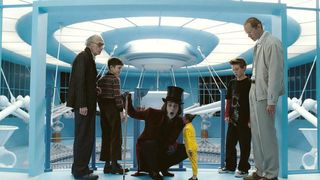 55. Чарли и шоколадная фабрика (2005)