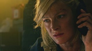 24. 13 часов: Тайные солдаты Бенгази (2016)