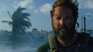 32. 13 часов: Тайные солдаты Бенгази (2016)