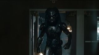 21. Хищник (2018)