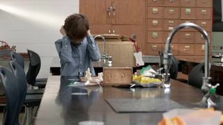 32. Хищник (2018)