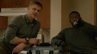 69. Хищник (2018)