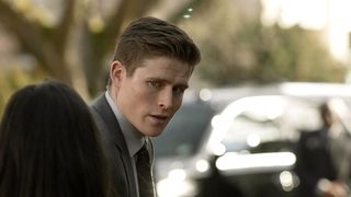 76. Хищник (2018)