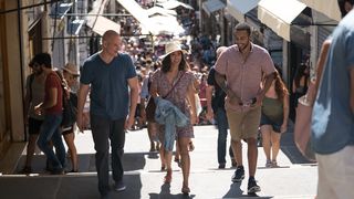 11. Поезд на Париж (2018)