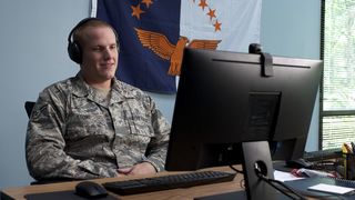 43. Поезд на Париж (2018)