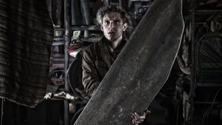 25. Сквозь снег (2013)