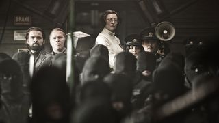 33. Сквозь снег (2013)