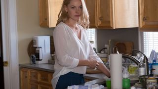 17. Девушка в поезде (2016)