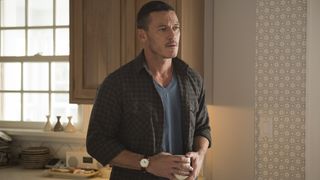 29. Девушка в поезде (2016)