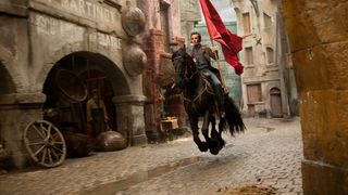 42. Отверженные (2012)