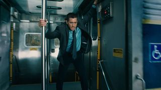 38. Исходный код (2011)