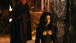 35. Ван Хельсинг (2004)