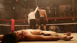 35. Неоспоримый 3 (2010)