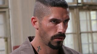 47. Неоспоримый 3 (2010)