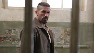 59. Неоспоримый 3 (2010)