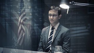 23. Сноуден (2016)