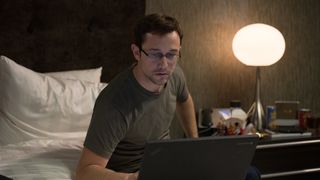 40. Сноуден (2016)