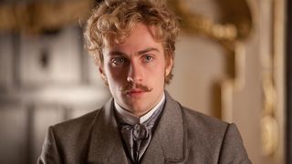 18. Анна Каренина (2012)