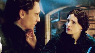 29. Багровый пик (2015)