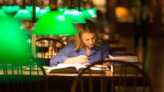 9. В центре внимания (2015)