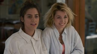 12. Кто там (2015)