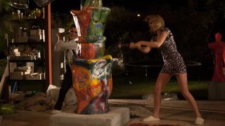 28. Кто там (2015)