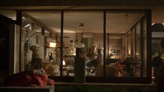 42. Кто там (2015)