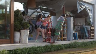 43. Кто там (2015)