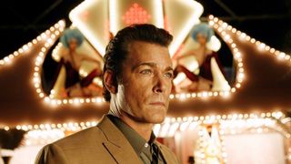 17. Револьвер (2005)