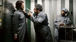 8. Револьвер (2005)