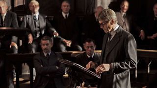 33. Человек, который познал бесконечность (2015)