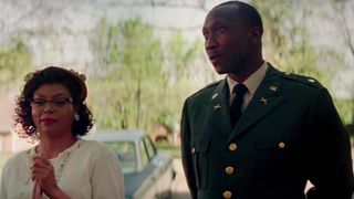 27. Скрытые фигуры (2016)