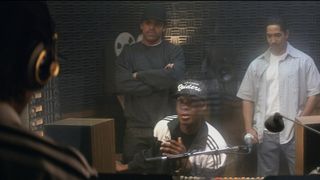 23. Голос улиц (2015)