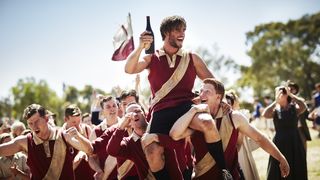 16. Месть от кутюр (2015)