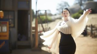 34. Месть от кутюр (2015)