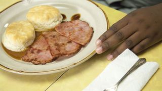 55. Прислуга (2011)