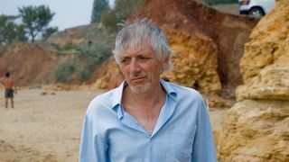 35. Огни притона (2011)