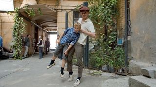 56. Огни притона (2011)