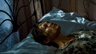 77. Огни притона (2011)